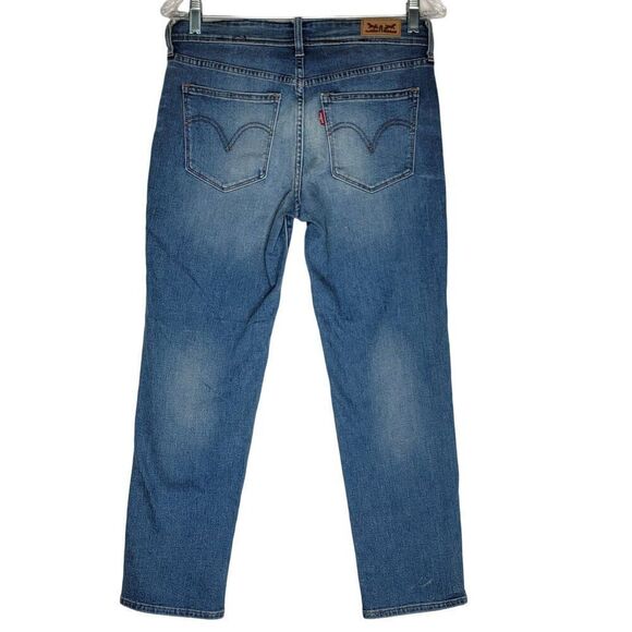 Levi's Women's Boyfriend Straight Jeans Size 27 Medium Wash Blue Denim 29x26 - Picture 3 of 13